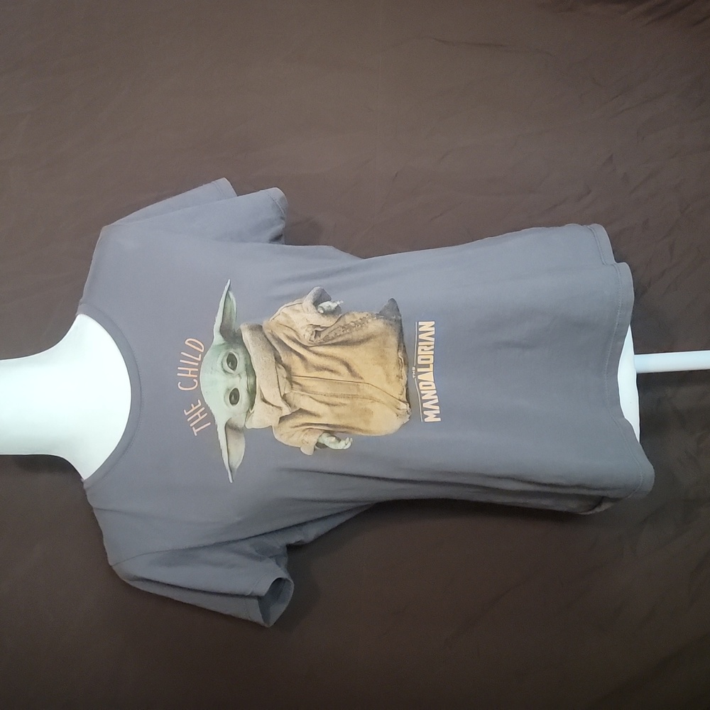 Baby Yoda shirt